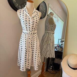 ModCloth White patterned shirt dress with belt. Cotton XS